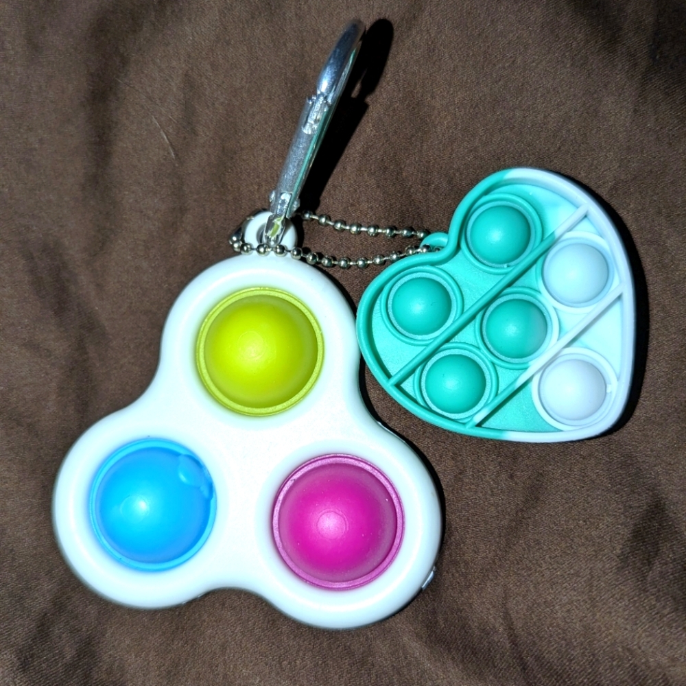 Pop-its fidget toy bag clip